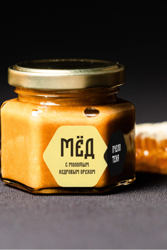 Мед с молотым кедровым орехом, 150 гр.